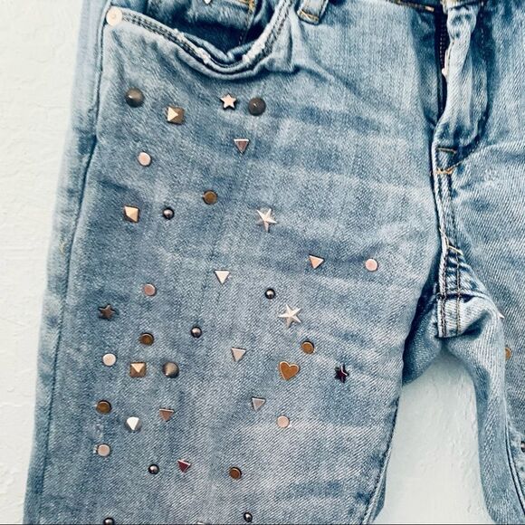 Blank NYC Crop Studded Girlfriend Jeans Size 24 - Picture 5 of 15